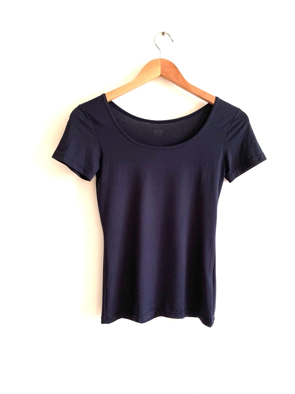 Uniqlo - Navy Scoop Neck Short Sleeve Tee!